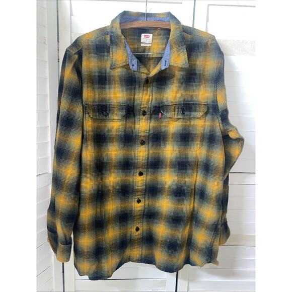 LEVI'S Mens Flannel Shirt Size Large Plaid Button up Long Sleeve Adult - Picture 1 of 7